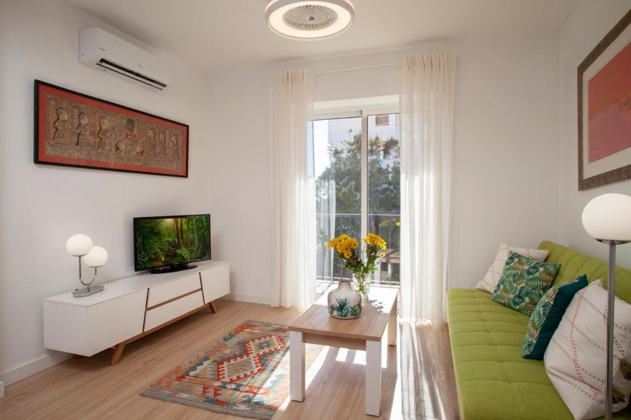 Lovely Beachfront Apartment In Calahonda Sitio de Calahonda Exterior foto